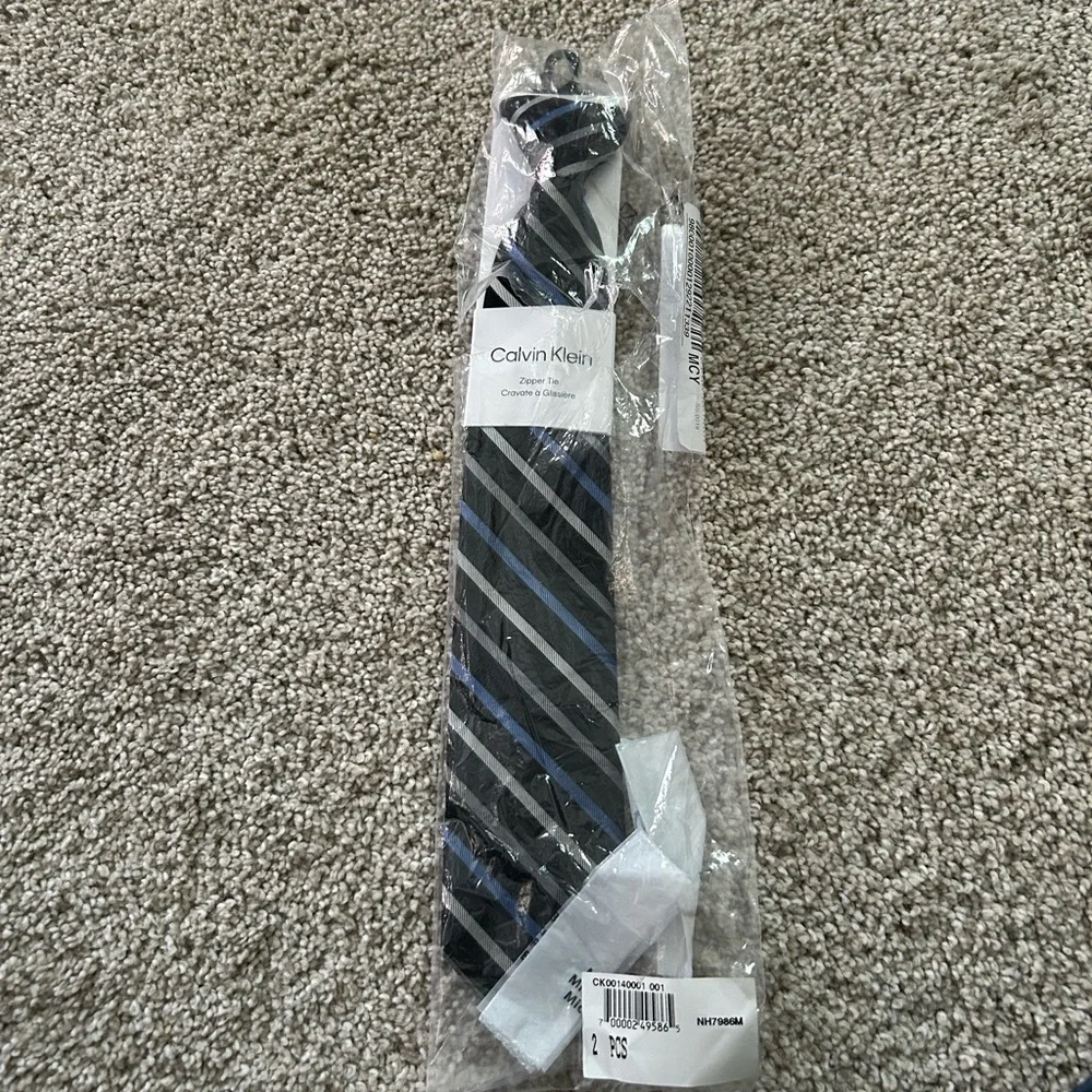 Calvin Klein Striped Zipper Tie NWT